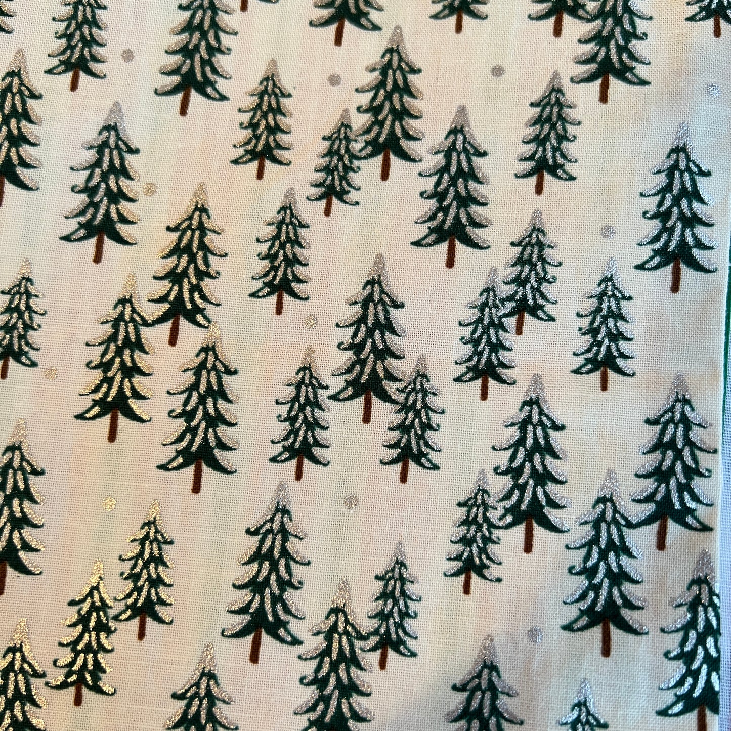 Pie / Casserole Carrier "Pine trees"