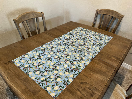 Table runner "Spring"