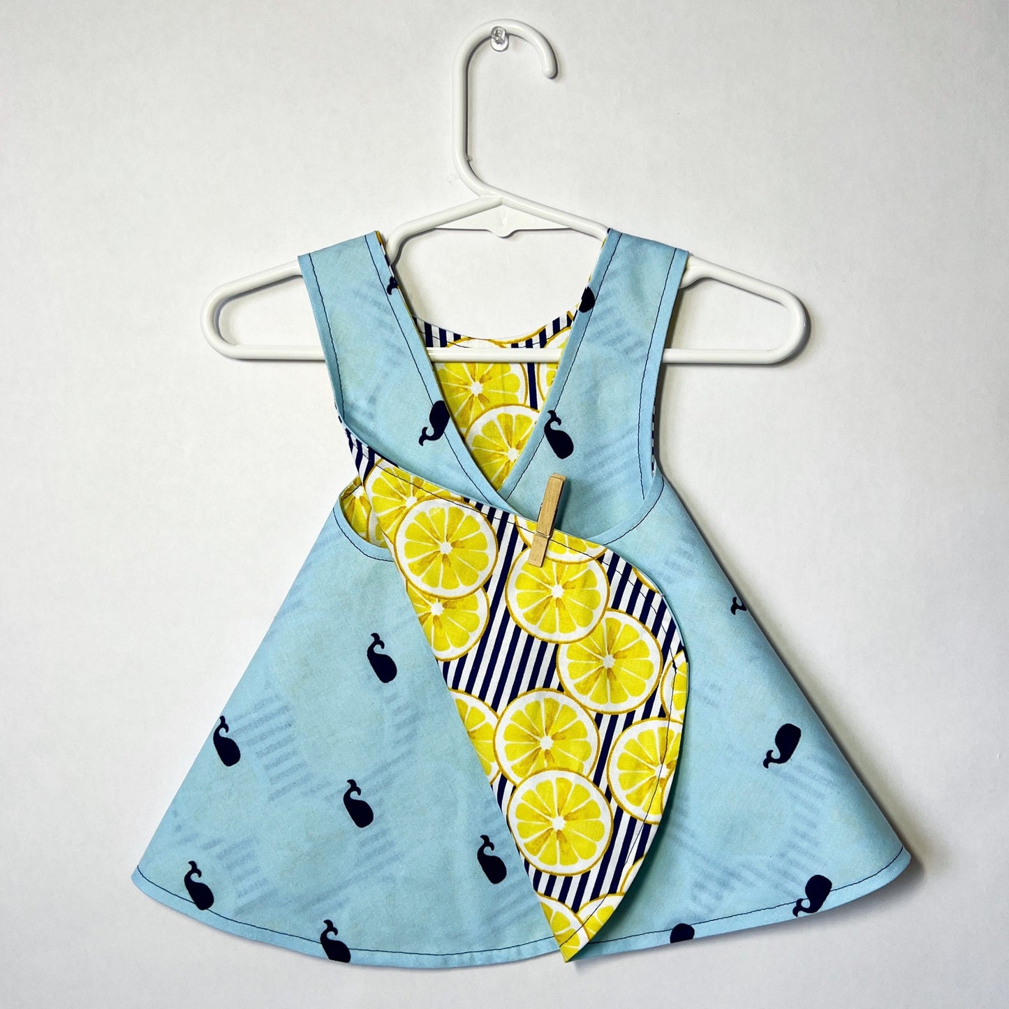 Reversible cotton dress "Lemons and whales"