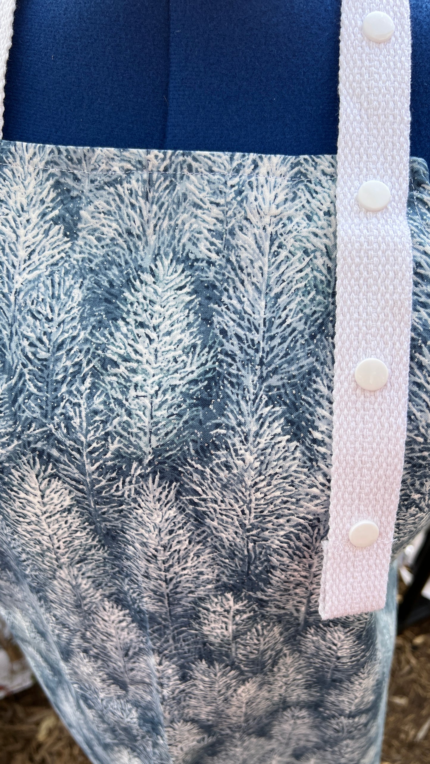 Christmas apron “Night forest”